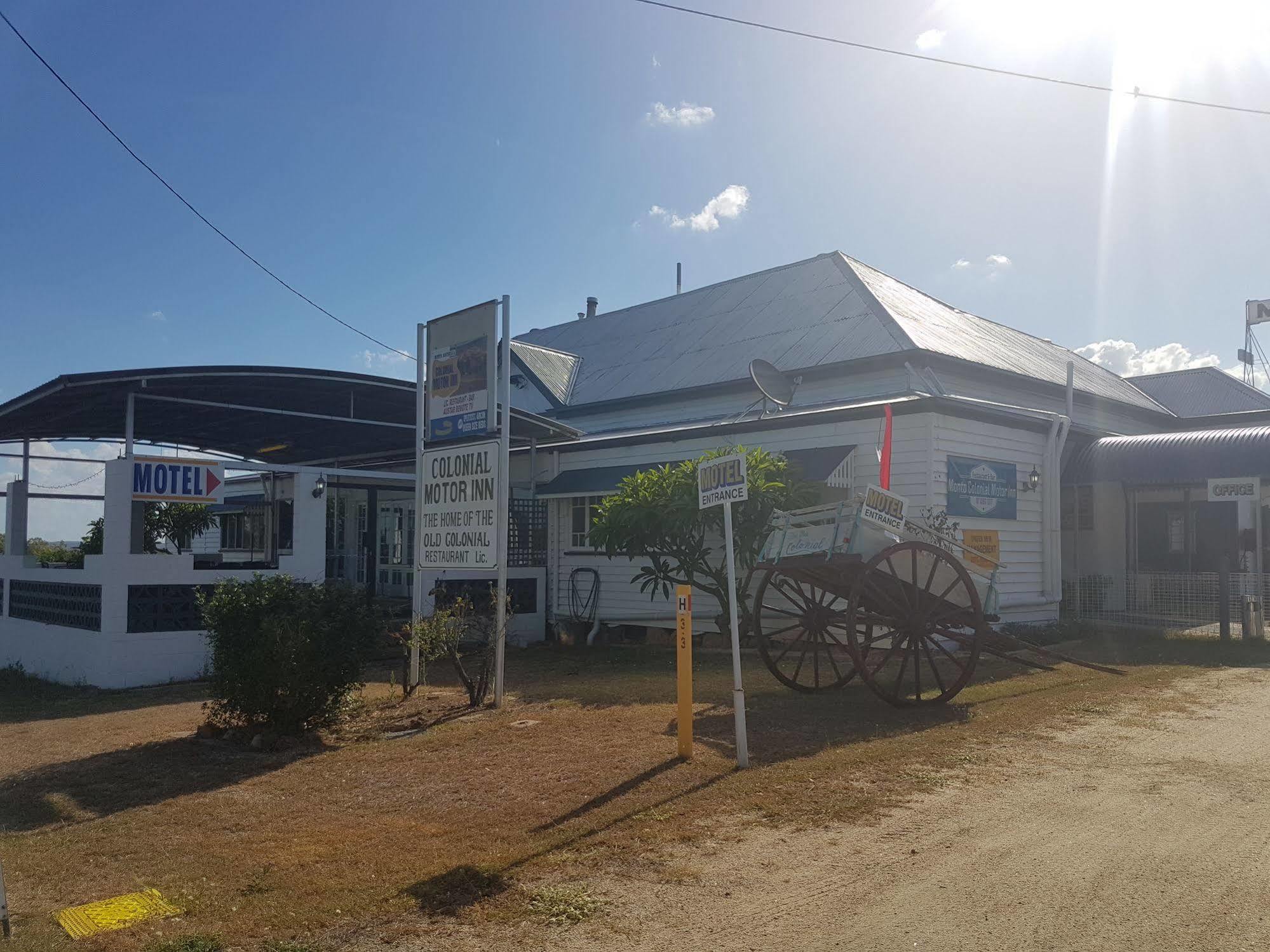 Monto Colonial Motor Inn Exterior photo